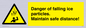 WV7372: Danger of falling ice particles. Maintain safe distance!