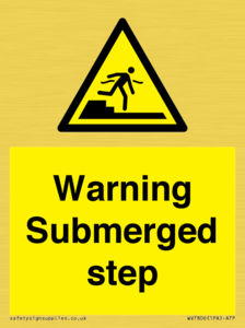 WV7806: Warning Submerged step
