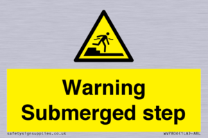WV7806: Warning Submerged step