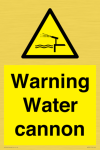 WV7811: Warning Water cannon