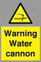 WV7811: Warning Water cannon