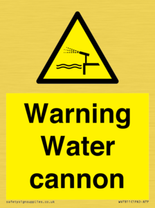 WV7811: Warning Water cannon
