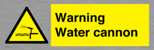 WV7811: Warning Water cannon
